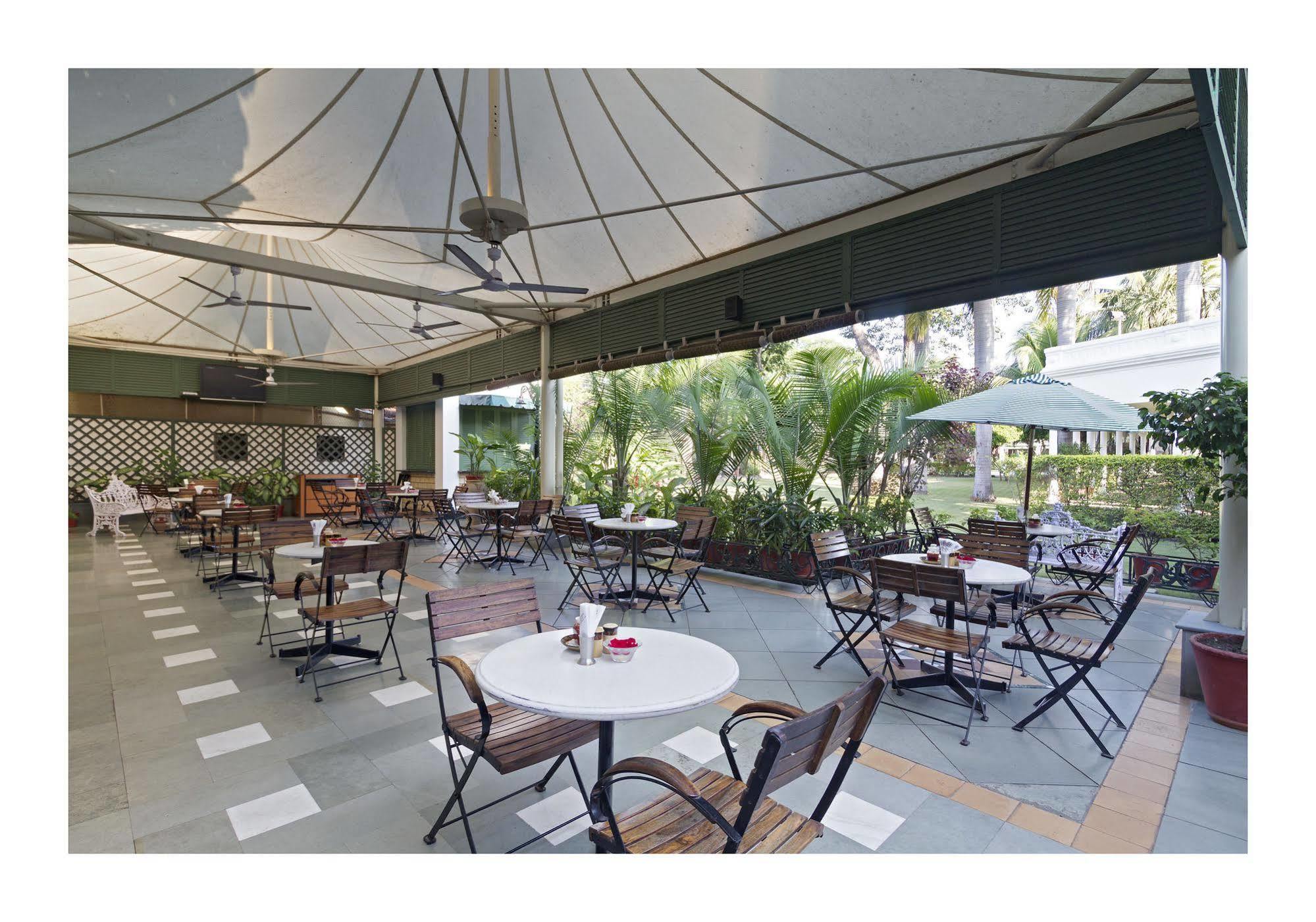 Jehan Numa Palace Hotel Bhopál Kültér fotó